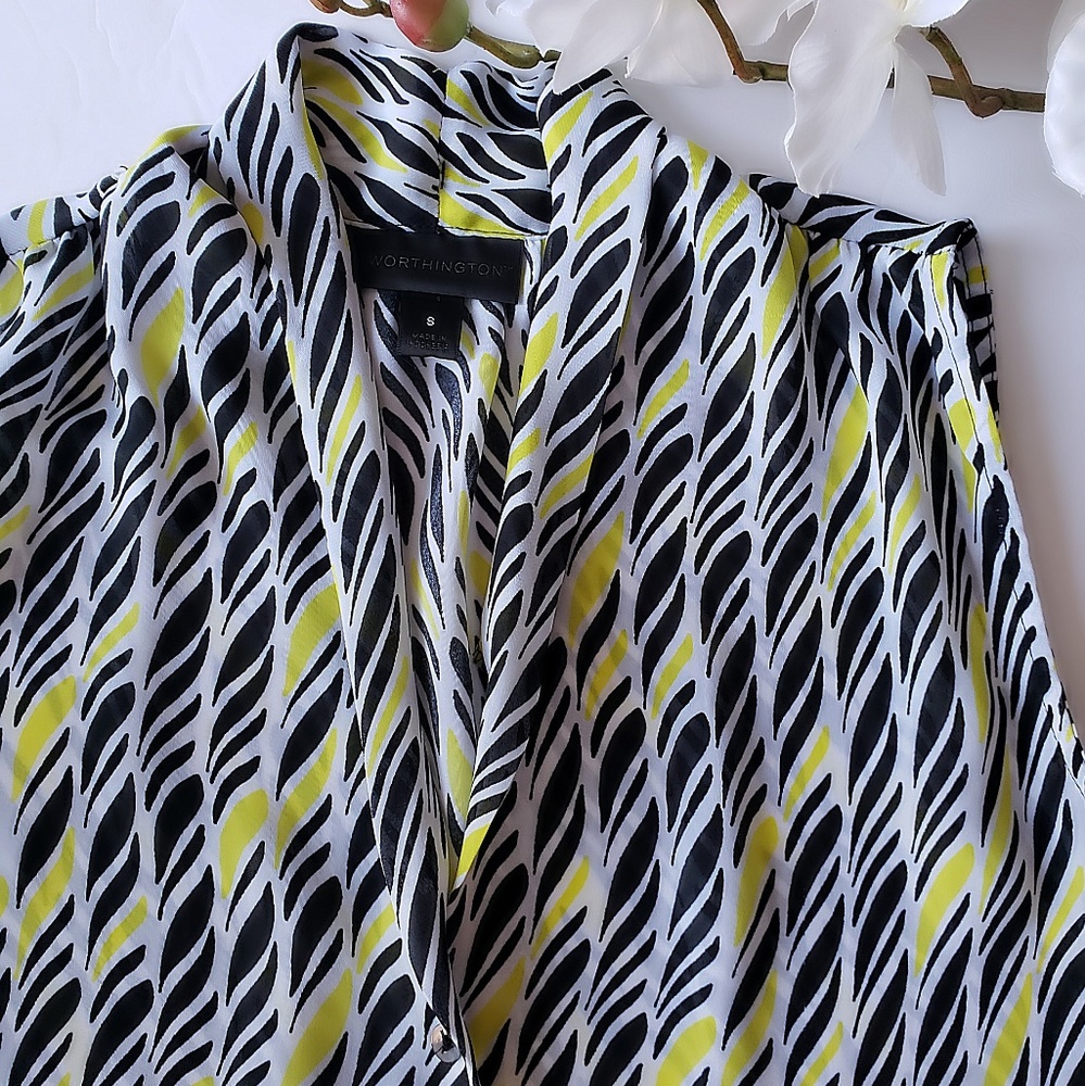 Sleevless Top - image 3